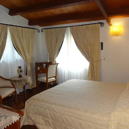 Luxury San Giuseppe B&B 게라스